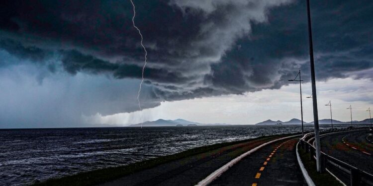 Primavera com El Niño forte: previsão indica chuva e temperatura acima da média nos próximos três meses