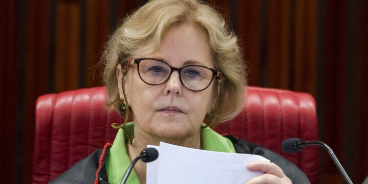 Rosa Weber libera descriminalização do aborto para julgamento
