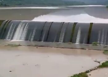 Barragem de José Boiteux começa a verter pela 1ª vez na história