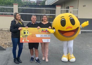 Morador de Jaraguá do Sul ganha prêmio de R$ 25 mil na Trimania