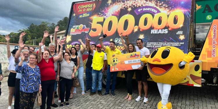 Moradora de Jaraguá do Sul ganha prêmio de R$ 500 mil na Trimania