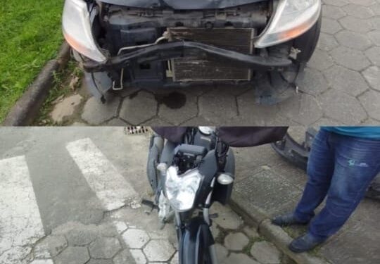 Motociclista fica ferido após bater contra carro em Jaraguá do Sul