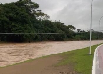 Jaraguá registra mais de 50 mm de chuva em 12 horas