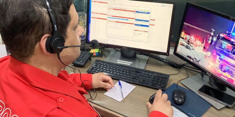 Por telefone, bombeiro salva idosa engasgada em Jaraguá do Sul