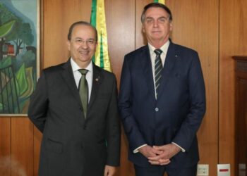 Governador e ex-presidente Bolsonaro concedem entrevista em Blumenau