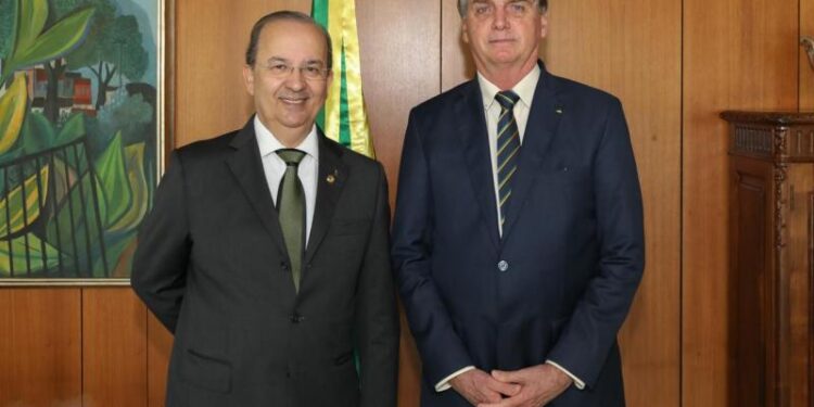 Governador e ex-presidente Bolsonaro concedem entrevista em Blumenau