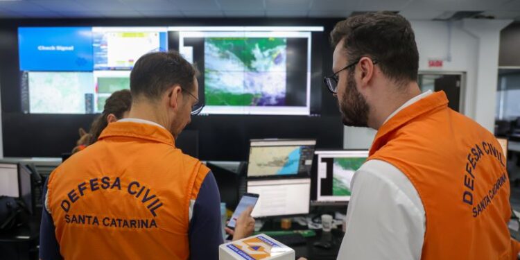 Chuvas em SC: sobe para 71 o número de municípios que registram ocorrências