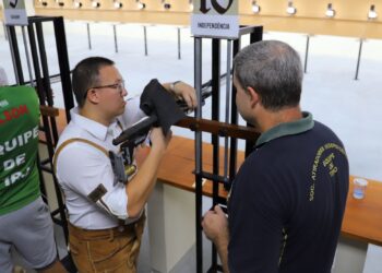 Schützenfest: Medalhista olímpico elogia estande de tiro
