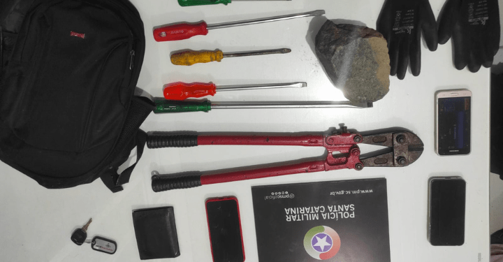 Polícia intercepta trio que planejava furto em Jaraguá do Sul