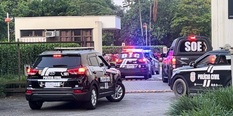 Polícia Civil deflagra maior operação do ano na região e prende 40 pessoas até o momento