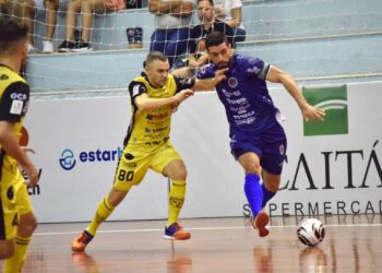 Jaraguá Futsal perde pro Joaçaba pelo jogo de ida da semifinal do Estadual