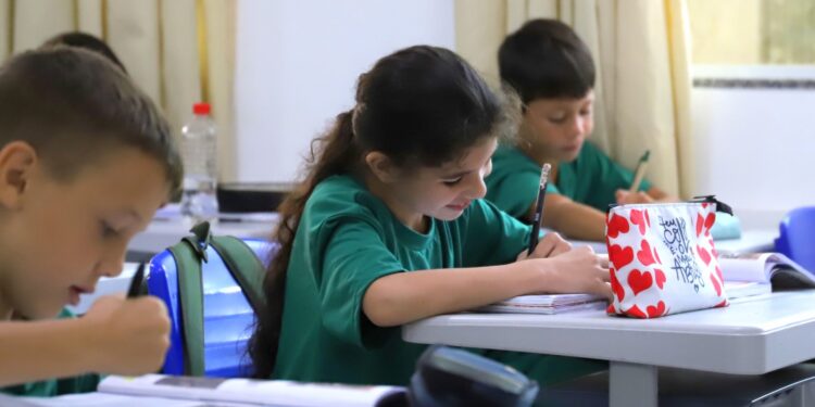Encerrado período online para matrículas na Rede Municipal de Jaraguá