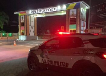 Homem é detido após pilotar motocicleta com diversas irregularidades em Schroeder