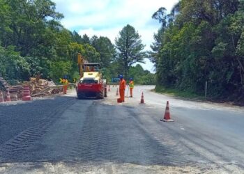 [Fotos] Avançam as obras de recuperação da BR-280, na Serra de Corupá