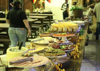 Restaurante típico da Schützenfest terá desconto especial nesta quinta-feira
