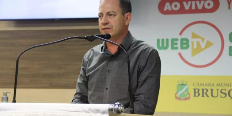 Ex-vereador de Jaraguá, agora em Brusque, é preso em operação do Gaeco