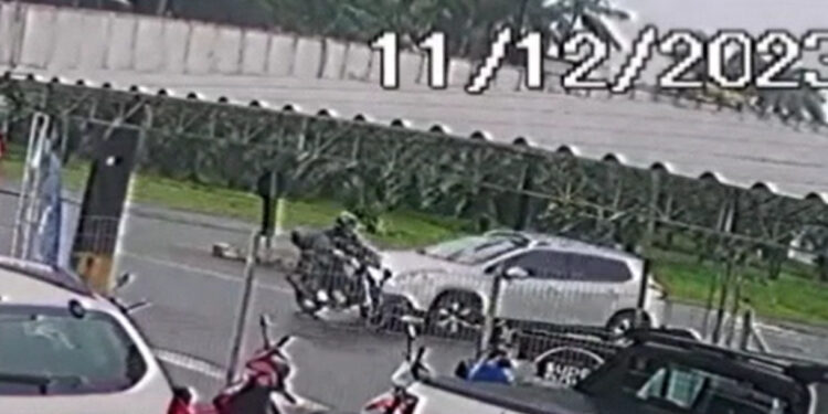 Câmera flagra acidente que deixou motociclista gravemente ferido em Jaraguá do Sul