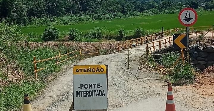 Ponte provisória entre Jaraguá do Sul e Schroeder é interditada
