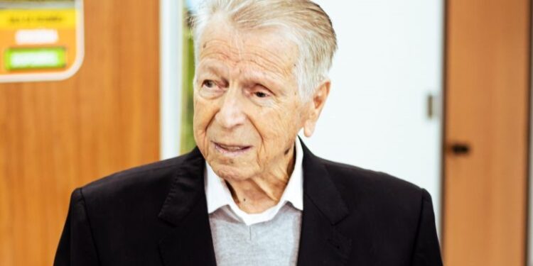 Morre Zefiro Giassi, fundador do Grupo Giassi