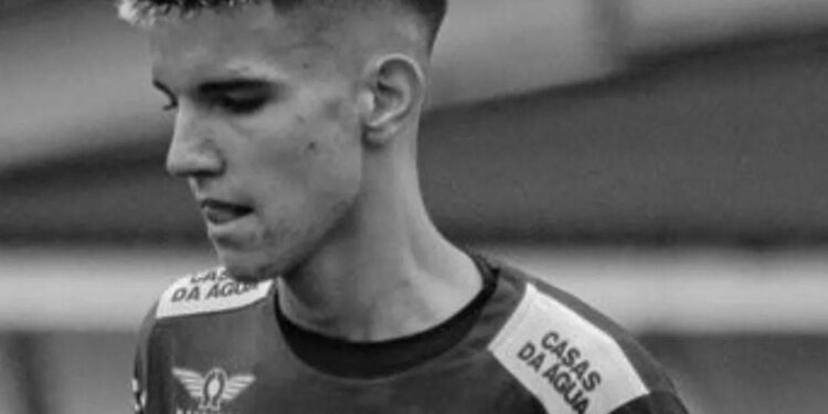 [Vídeo] Identificado adolescente de Jaraguá do Sul que se afogou em São Francisco do Sul