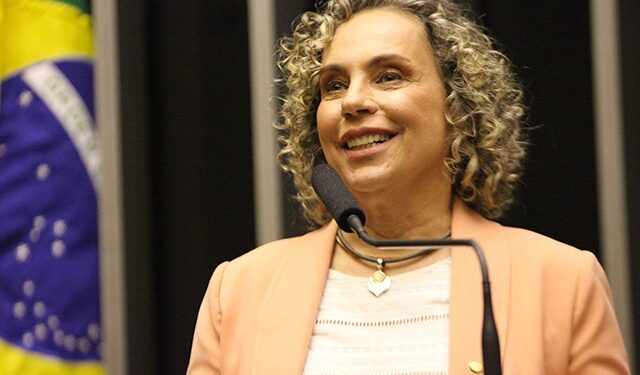 Deputada Federal Ana Paula Lima anuncia acelerador linear para ajudar no tratamento de câncer em Jaraguá do Sul