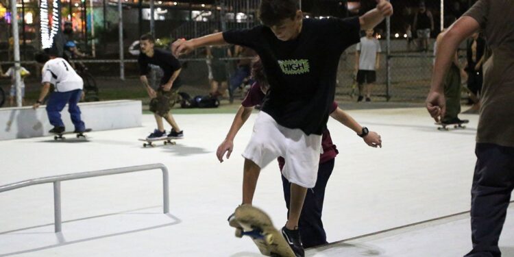 Nova pista de skate é inaugurada na Via Verde, em Jaraguá do Sul