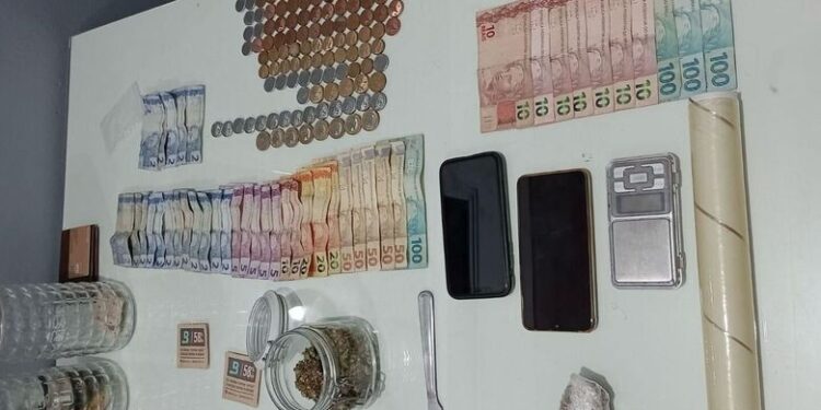 Abordagem em blitz acaba com prisão de traficante em Jaraguá do Sul