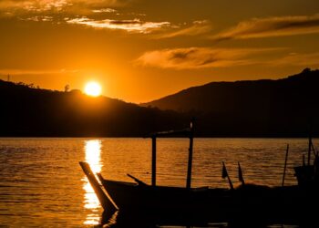 Santa Catarina terá semana marcada por calor intenso e temporais
