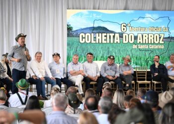 Prefeito de Massaranduba cobra início das obras de revitalização da SC-108 ao governador