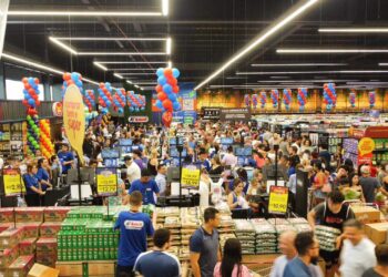 Grupo Koch está com mais de 500 vagas abertas em todas as lojas de SC