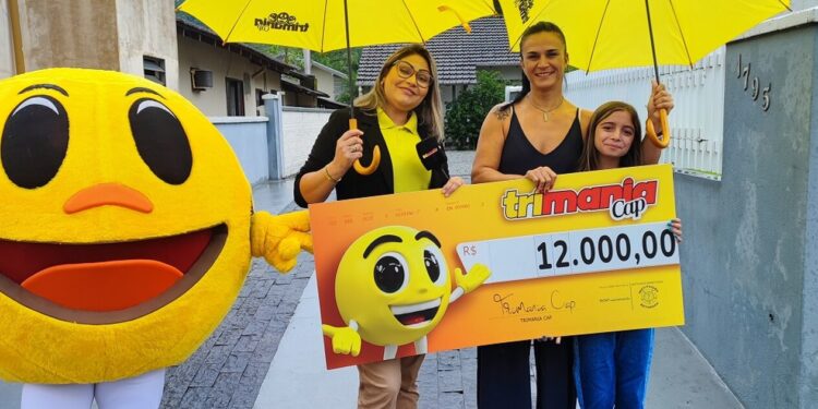 Jaraguaense ganha R$ 12 mil na Trimania