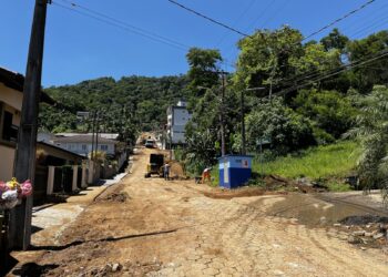 Prosseguem trabalhos de recuperação dos estragos causados por enxurrada em Jaraguá