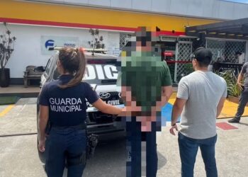 Ex-estagiário é preso suspeito de desviar R$ 400 mil em combustível da prefeitura de Itajaí