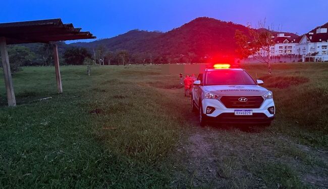 Homem morre após cair de asa-delta, em Pomerode