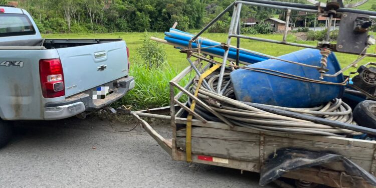 Roda se solta de carretinha e atinge mulher na SC-108, em Guaramirim