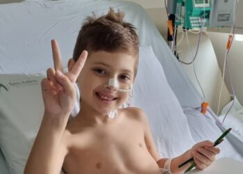 Menino de Jaraguá do Sul é diagnosticado com leucemia LMA e precisa de ajuda