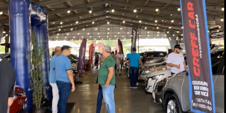 Feirão “Chave na Mão” gera mais de R$ 5 milhões em negócios em Jaraguá do Sul