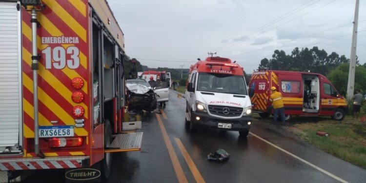 Quatro pessoas morrem em acidente na BR-280, em SC