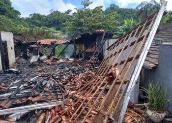 Família pede ajuda após perder tudo em incêndio em Jaraguá do Sul