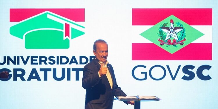 Universidade Gratuita será exclusivo para cursos presenciais a partir de 2024