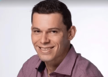 Homem morre com tiro na cabeça após arma cair e disparar em Santa Catarina