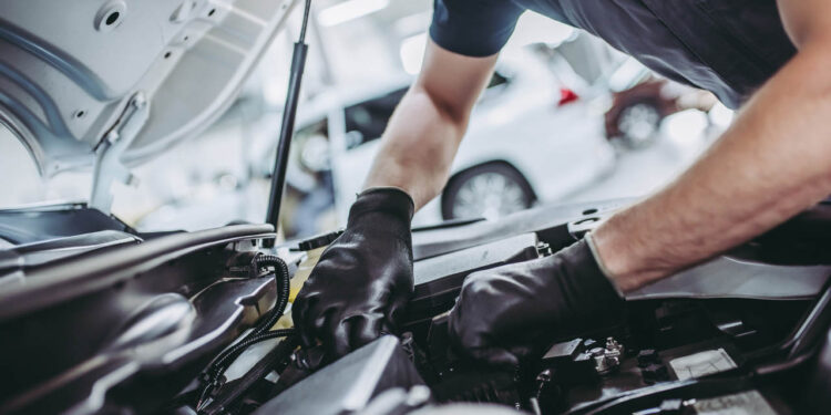 Oportunidade de trabalho para mecânico automotivo