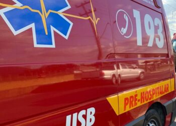 Ciclista fica ferido após bater em poste em Jaraguá do Sul