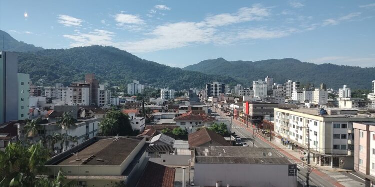 Onda de calor traz temperaturas elevadas nesta semana em SC