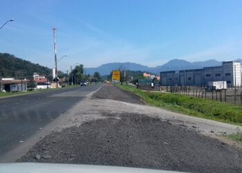 Vereadores pedem implantação de faixa elevada na BR-280, em Jaraguá do Sul