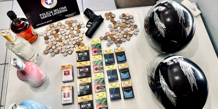 [Vídeo] Após buscas, PM prende assaltantes em Guaramirim