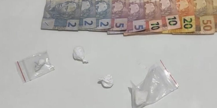 Abordagem na Via Verde em Jaraguá termina com a prisão de traficante