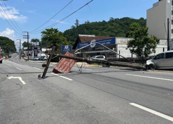 Trânsito na Waldemar Grubba, em Jaraguá do Sul, é liberado após acidente