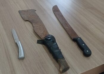 [Urgente] Andarilho armado com facão e machadinha invade Prefeitura de Massaranduba