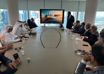 Representantes do governo dos Emirados Árabes demonstram interesse em investir na infraestrutura de SC